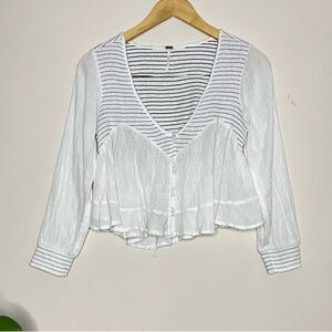 Free People White Cropped Long Sleeve Button Blouse Size Small
